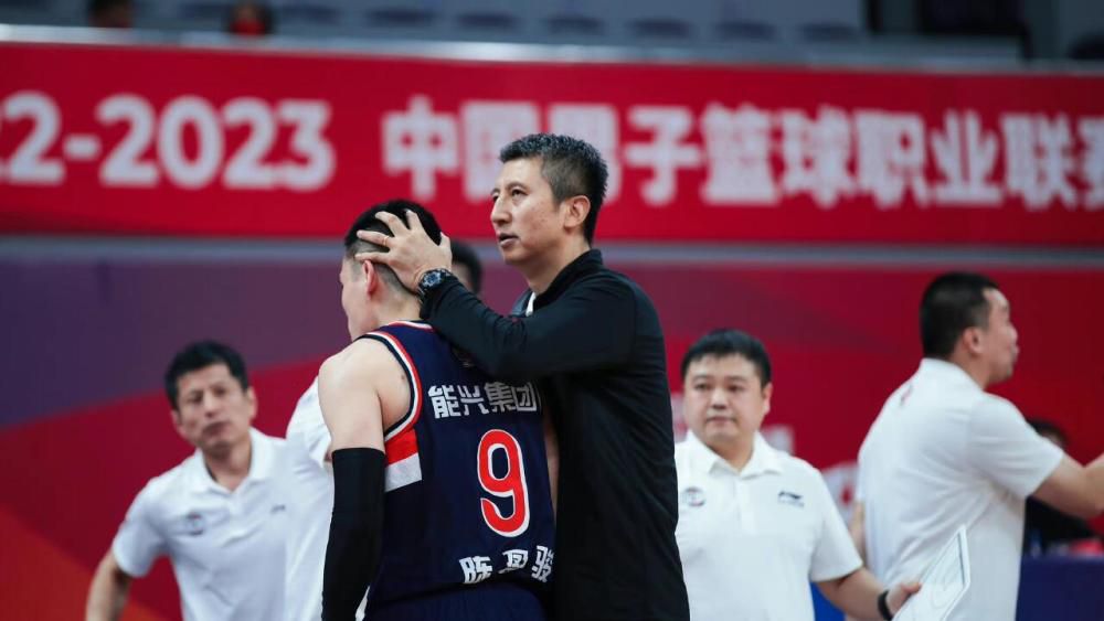 私家侦探：爱情与战争
